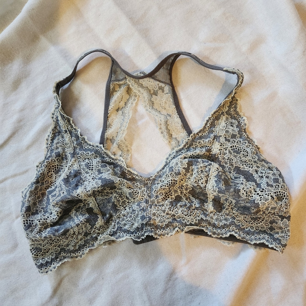 Felina Lace Racerback Bralette Gray Beige • Floral Lace Stretch 12" Width